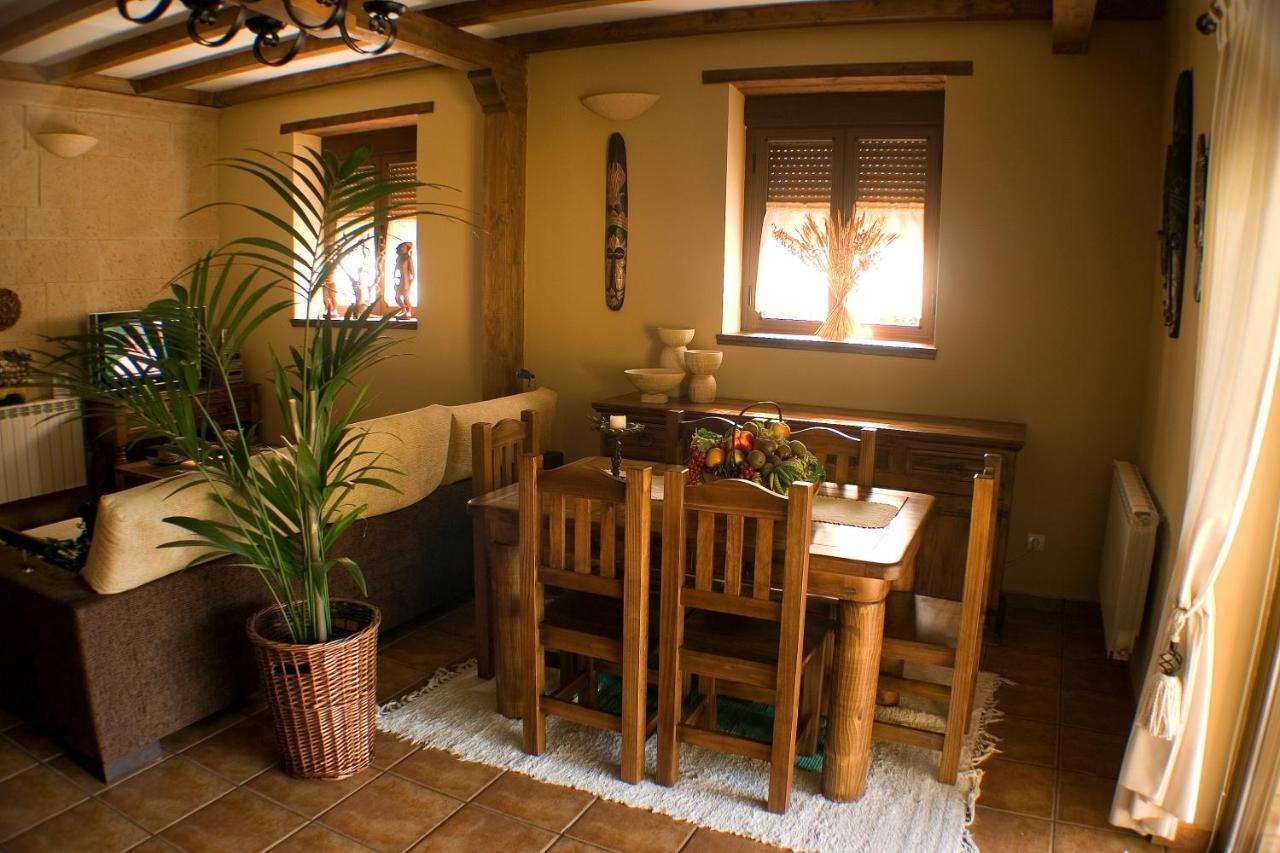 Casa Altobierzo, 9 Habitaciones Y 9 Banos Pobladura de las Regueras Exterior photo